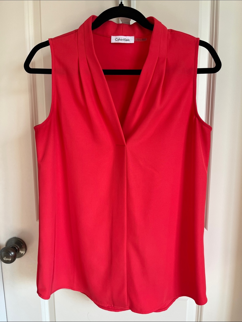 Calvin Klein Sleeveless V-Neck Camisole in Bright Hot Pink